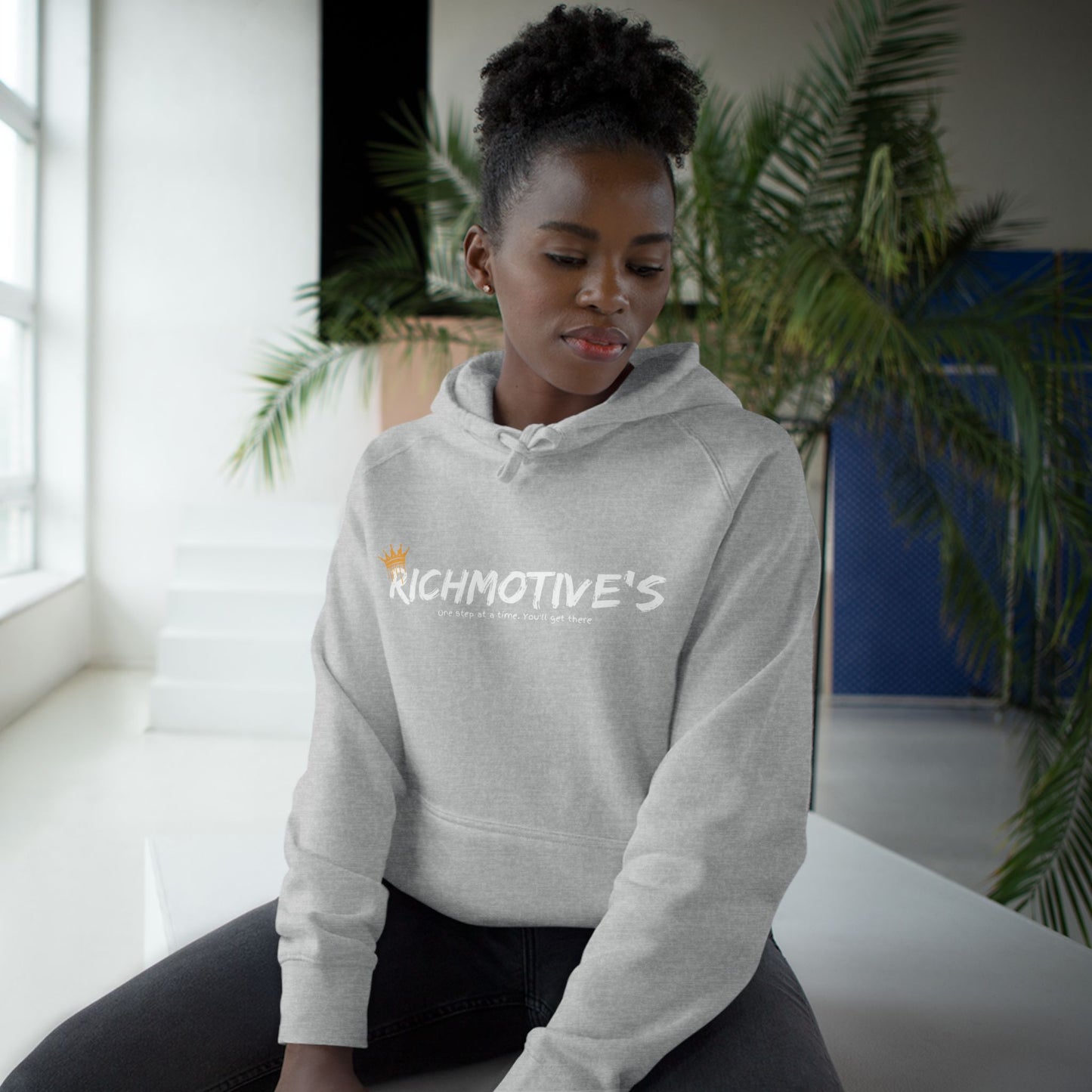 RichMotive's  - Bold Comfort for Daily Style