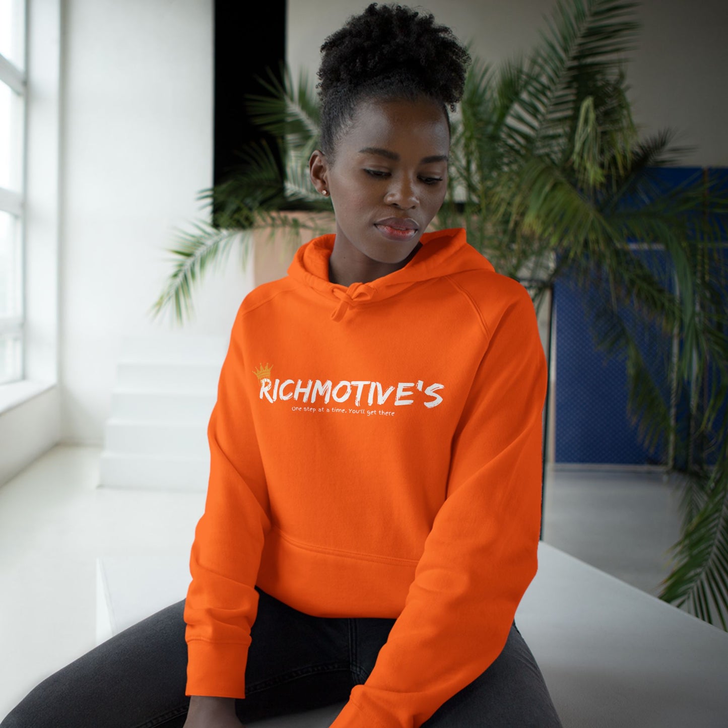 RichMotive's  - Bold Comfort for Daily Style