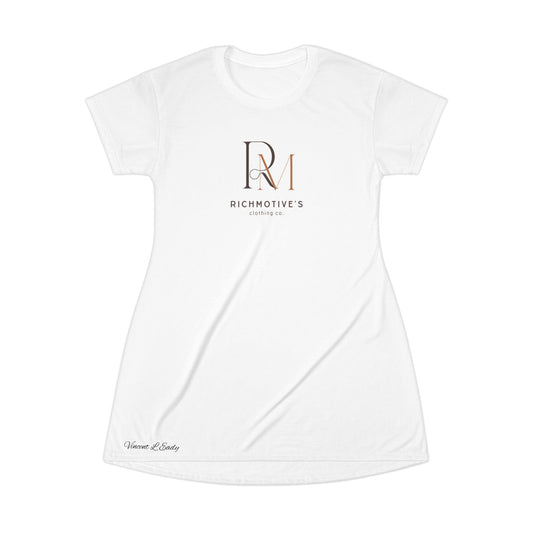 Chic White T-Shirt Dress with Rich Motive’s Logo - Perfect for Casual Outings and Summer Events